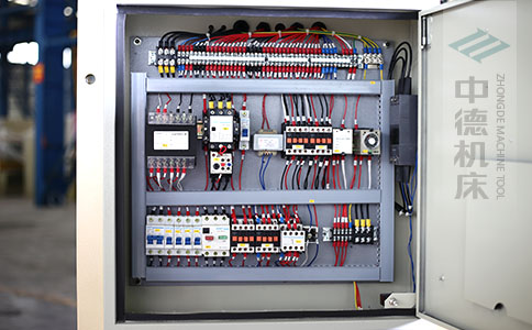 ZDS-832采用正品電氣元件，穩(wěn)定耐用壽命長.jpg